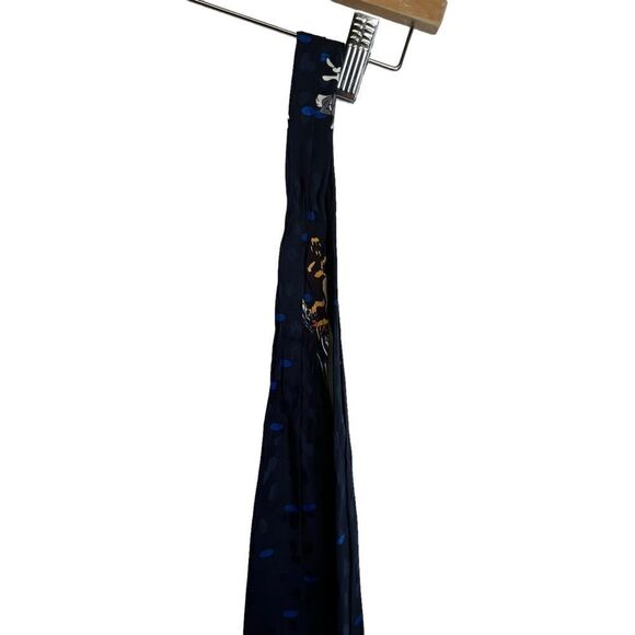 Looney Tunes basketball  Silk Tie, Bugs Bunny, Taz, Tweety, daffy - Picture 12 of 16